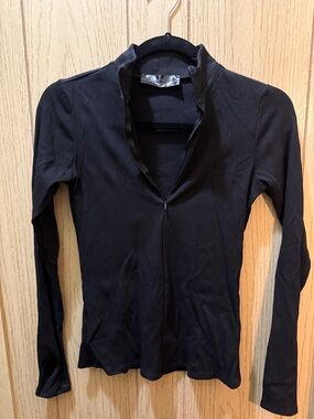 Foxblood - Classic Black Ribbed Long-Sleeve Top